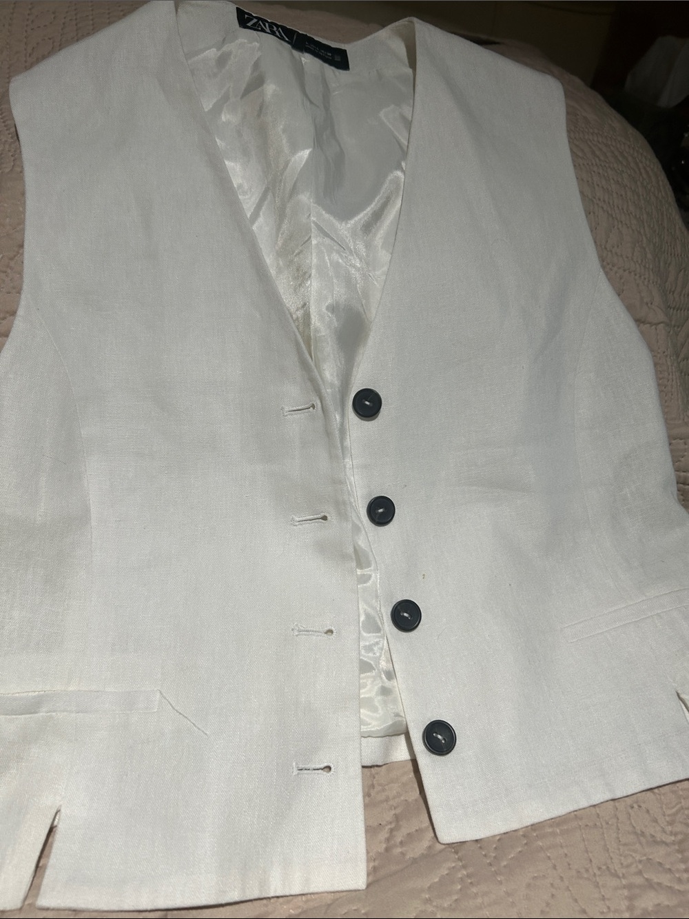 Zara White Sleeveless V-Neck Vest